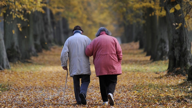 Varsta a treia vine la pachet cu o serie de modificari fiziologice &ndash; Prin ce schimbari trec metabolismul, digestia si aparatul locomotor?