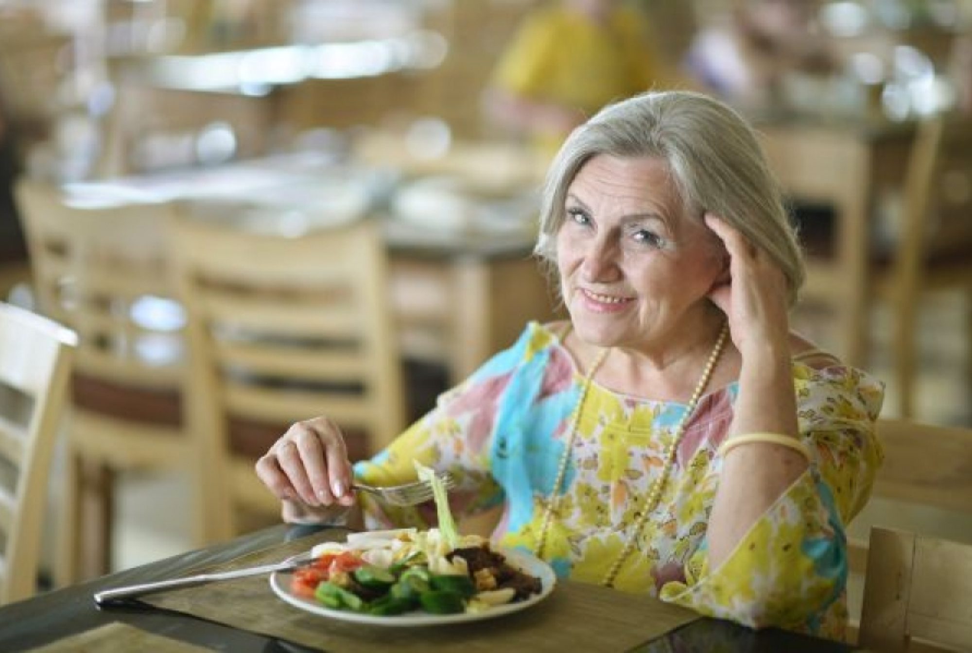 Ajuta-ti pielea sa imbatraneasca frumos! 3 Masuri de ingrijire a tenului dupa 50-60 de ani