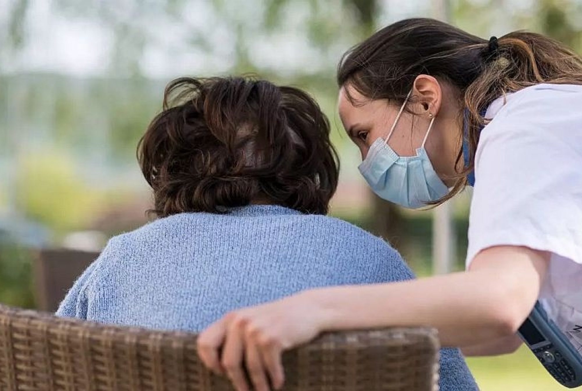 Fragilitatea bătrâneții