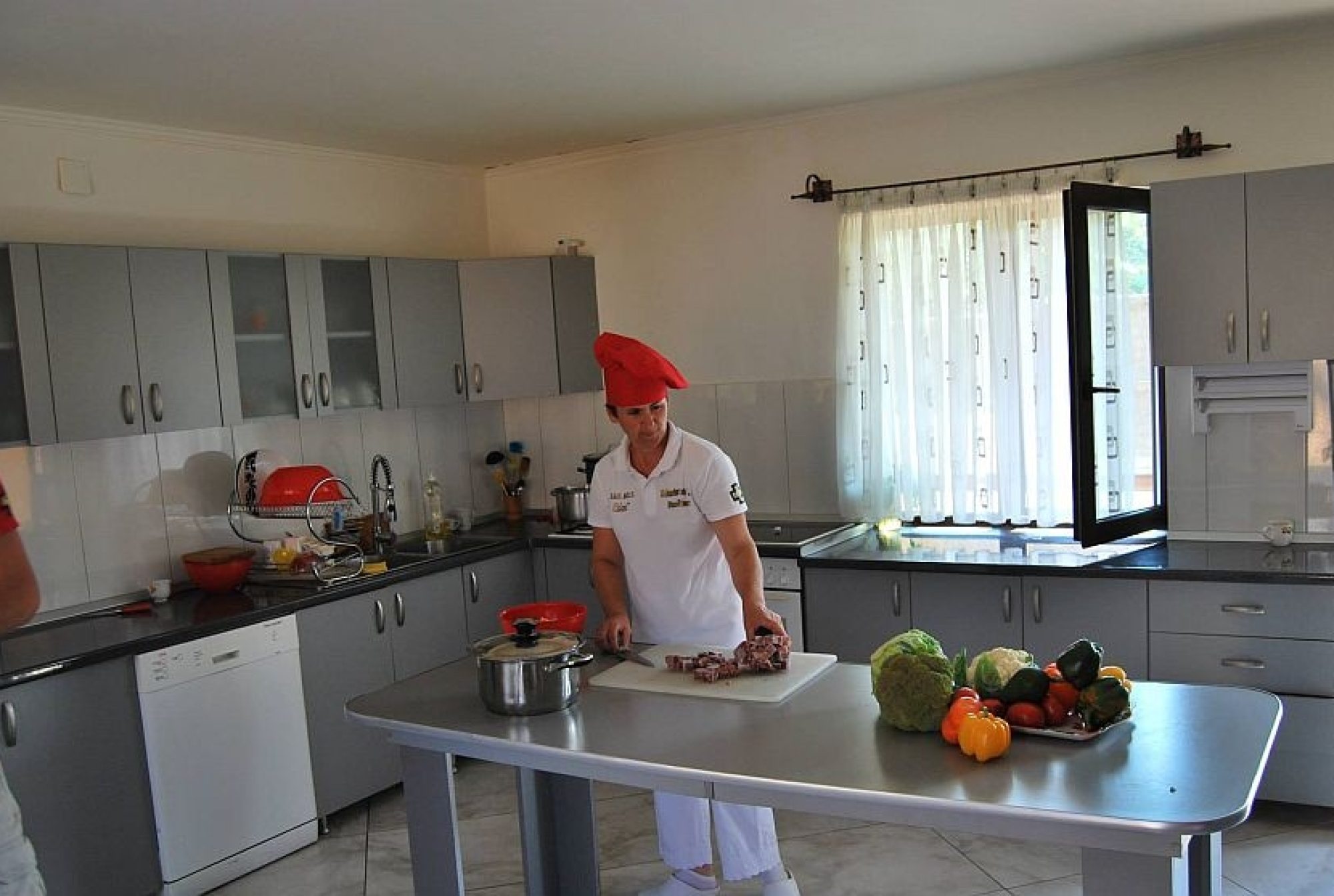 Ce e bine și ce nu este bine să mâncăm la bătrânețe