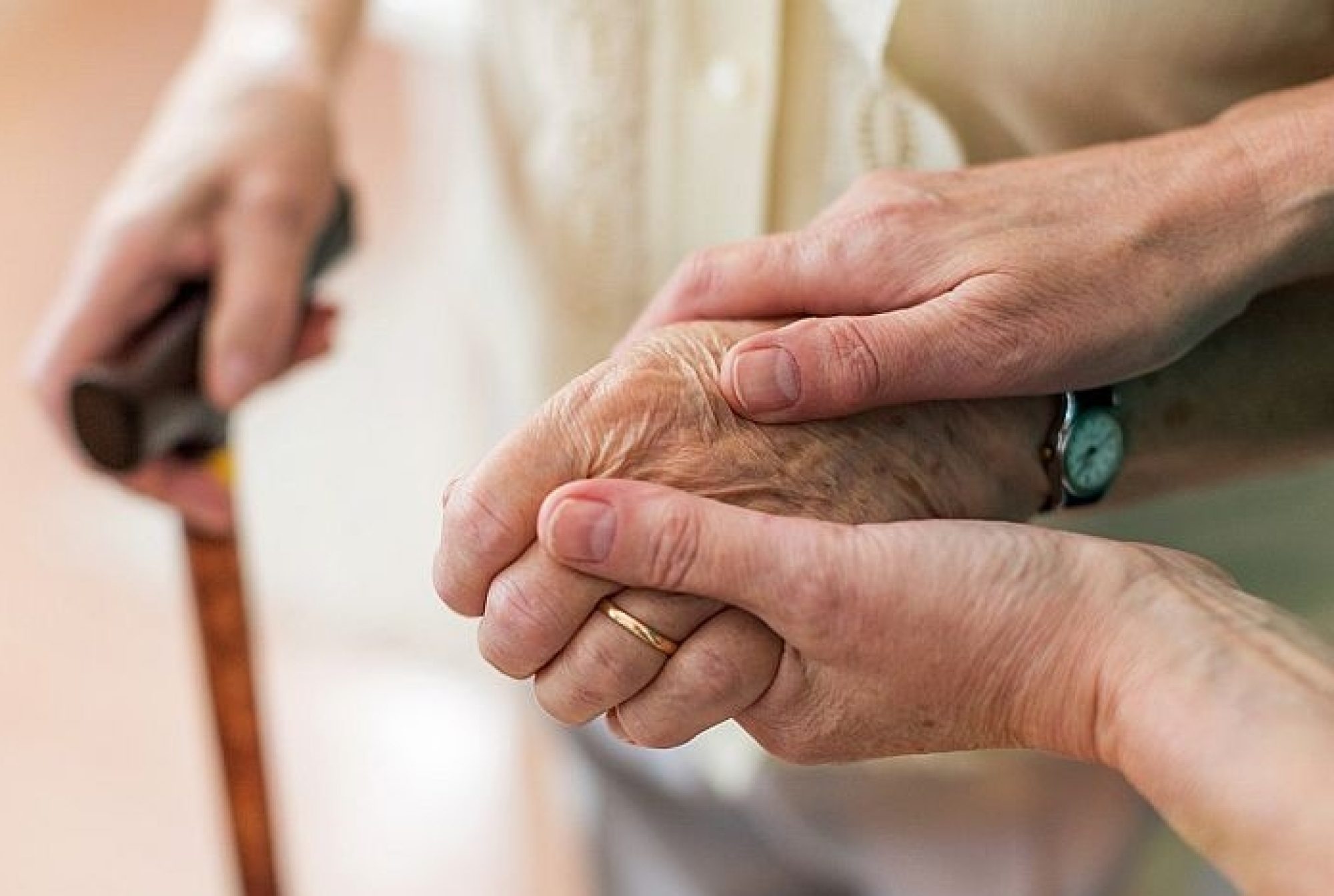 Depresia nu este sinonimă cu îmbătrînirea